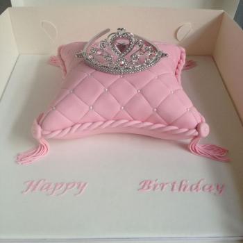 birthday cake for princess