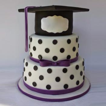 cake for graduation
