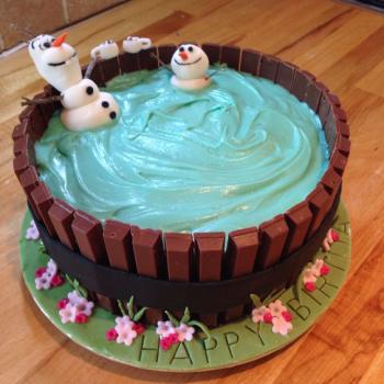 frozen birthday cake