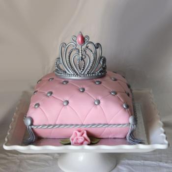 girls princess cake
